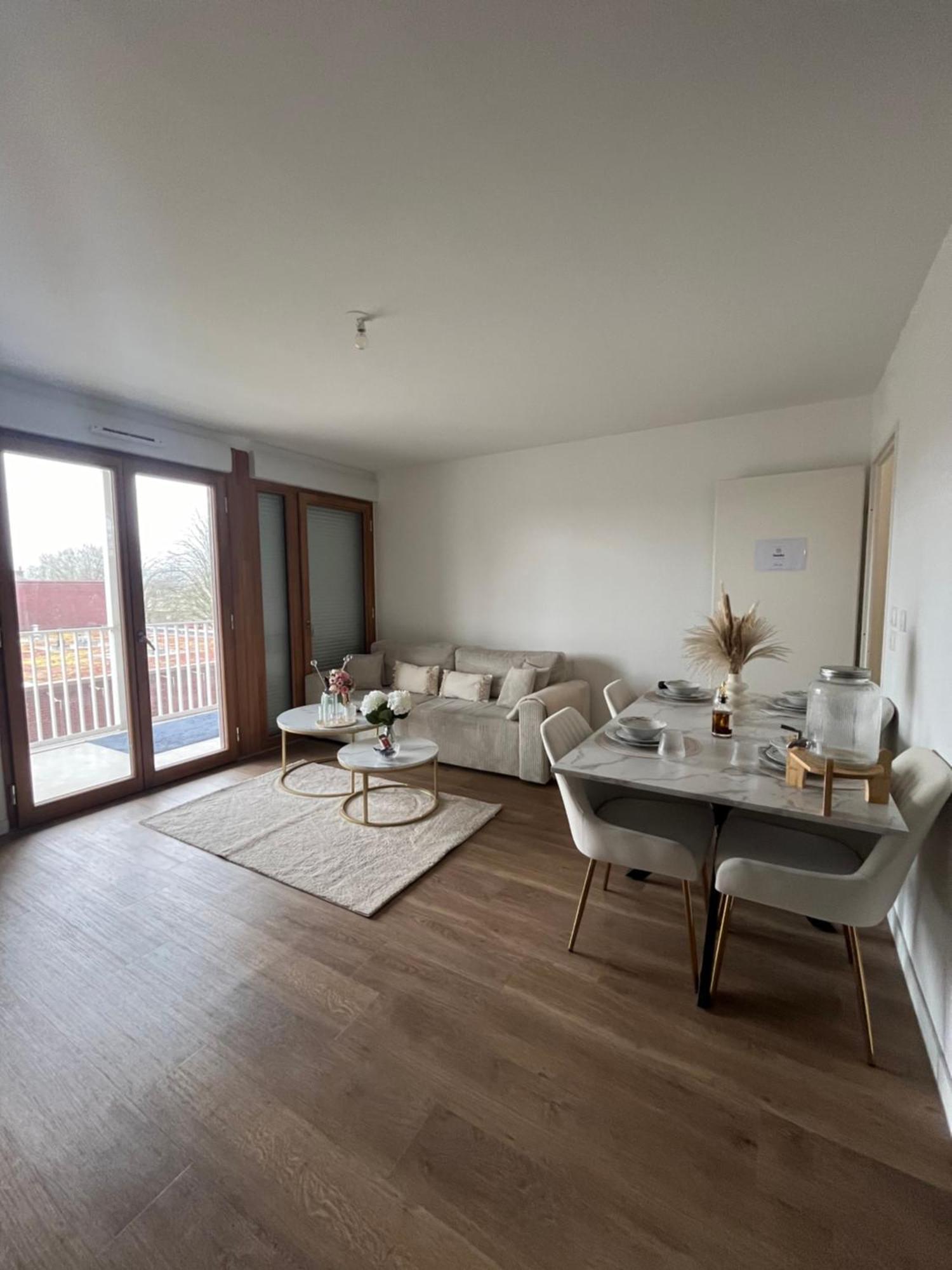 Appartement Luxueux Au Coeur De ลีลล์ ภายนอก รูปภาพ
